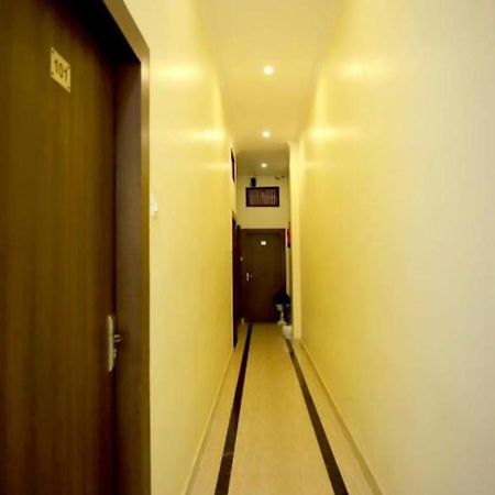 Hotel Blue Star Varanasi Luaran gambar