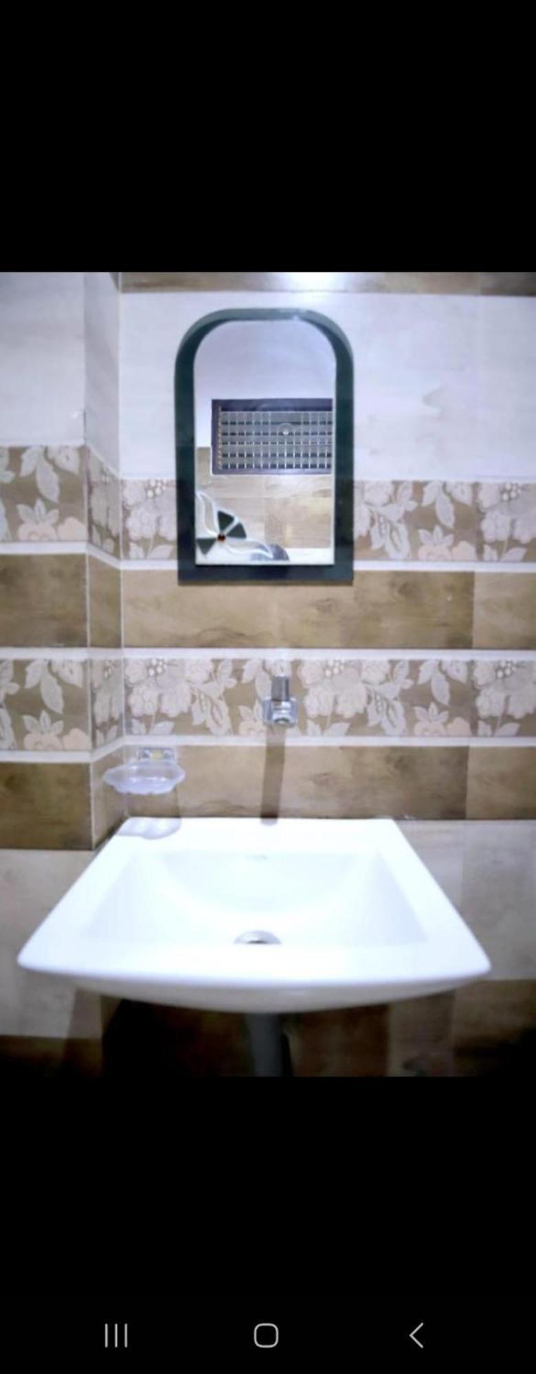 Hotel Blue Star Varanasi Luaran gambar